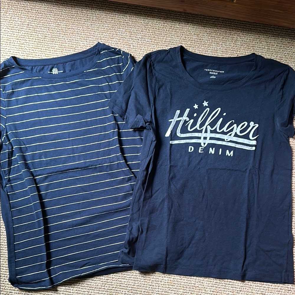 2 - Tommy Hilfiger Women's medium relaxed fit Navy and White Tee Set